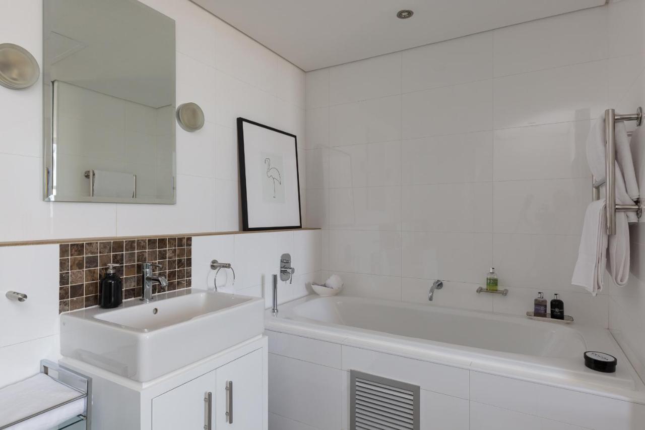 Appartamento #1804 Cartwright - Spacious And Elegant Città del Capo Esterno foto